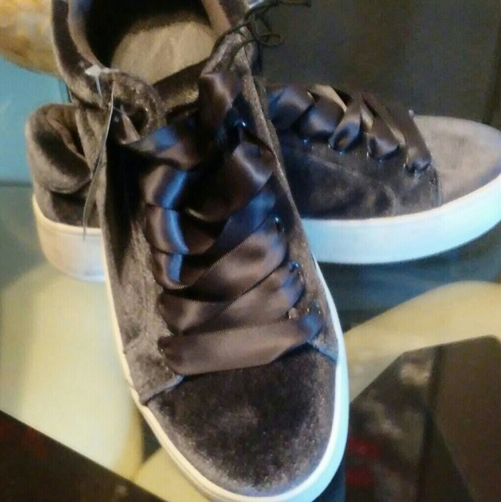 Big Buddha Platform Velvet Shoes